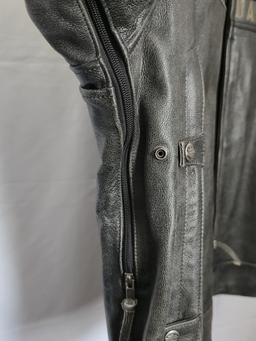 Harley-Davidson Men’s Black Leather Motorcycle Jacket (Size 3XL 54-56) - Picture 8 of 16